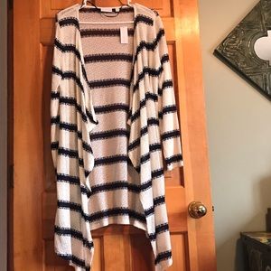 New York & Co Sweater